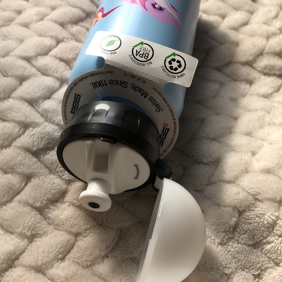Water bottle. Sigg. Swiss made. Barbie!! New. - Picture 3 of 4